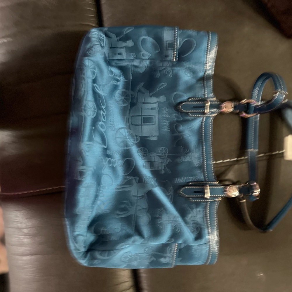 Coach blue bag. Like new ! No stains